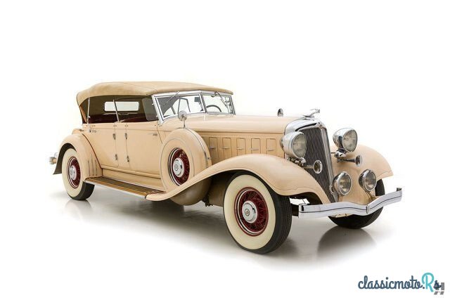 1933' Chrysler Imperial photo #2