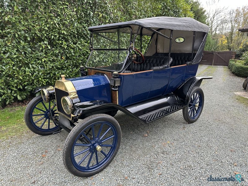 1913' Ford Model T photo #1