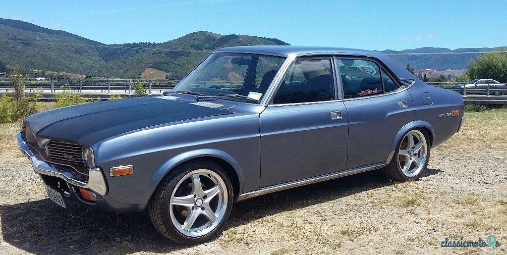 1976' Mazda RX4 photo #6