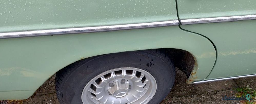 1974' Mercedes-Benz 200 photo #5