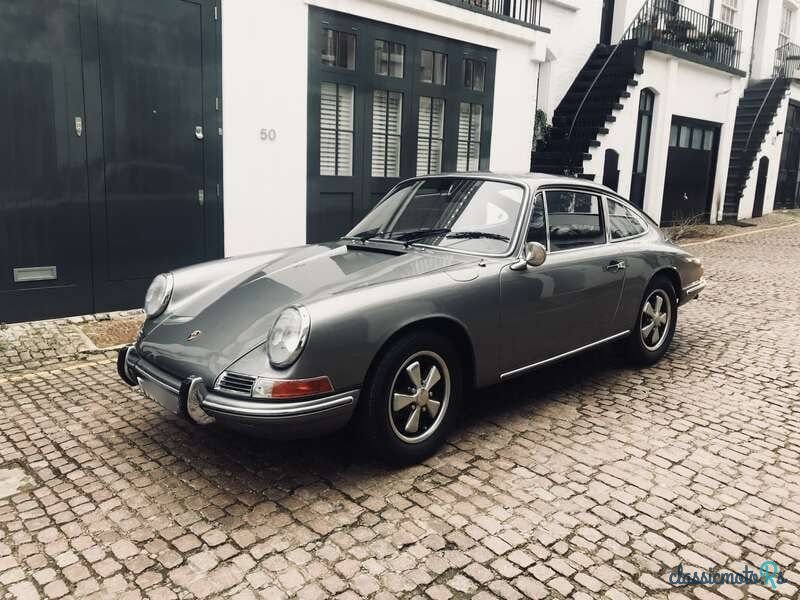 1968' Porsche 911 photo #1