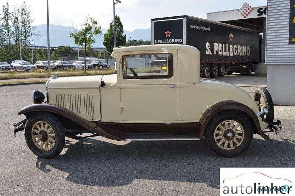 1930' Chrysler CJ Coupe photo #5