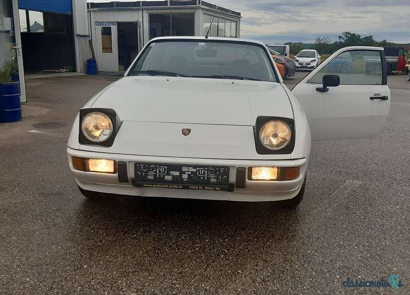 1977' Porsche 924 photo #3