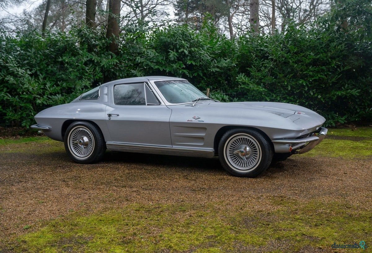 1963' Chevrolet Corvette photo #1