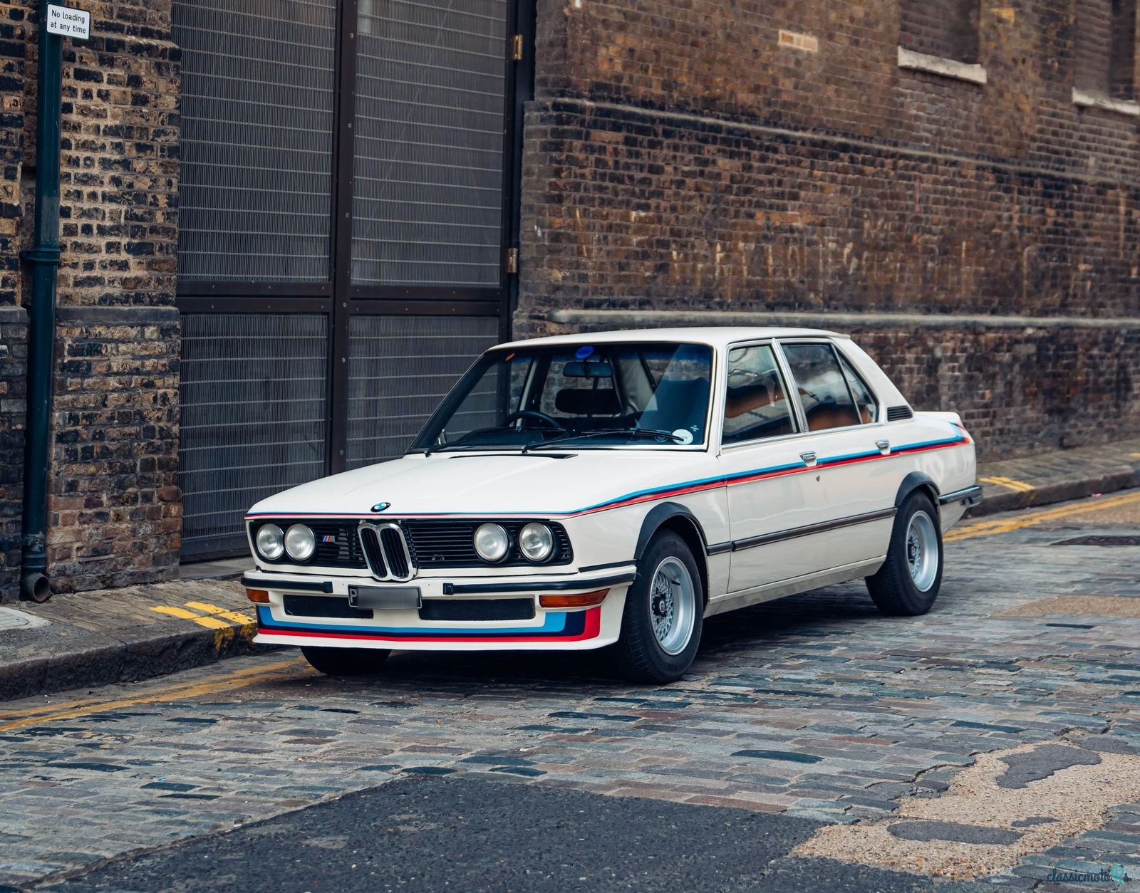 1976' BMW 5 Series photo #1