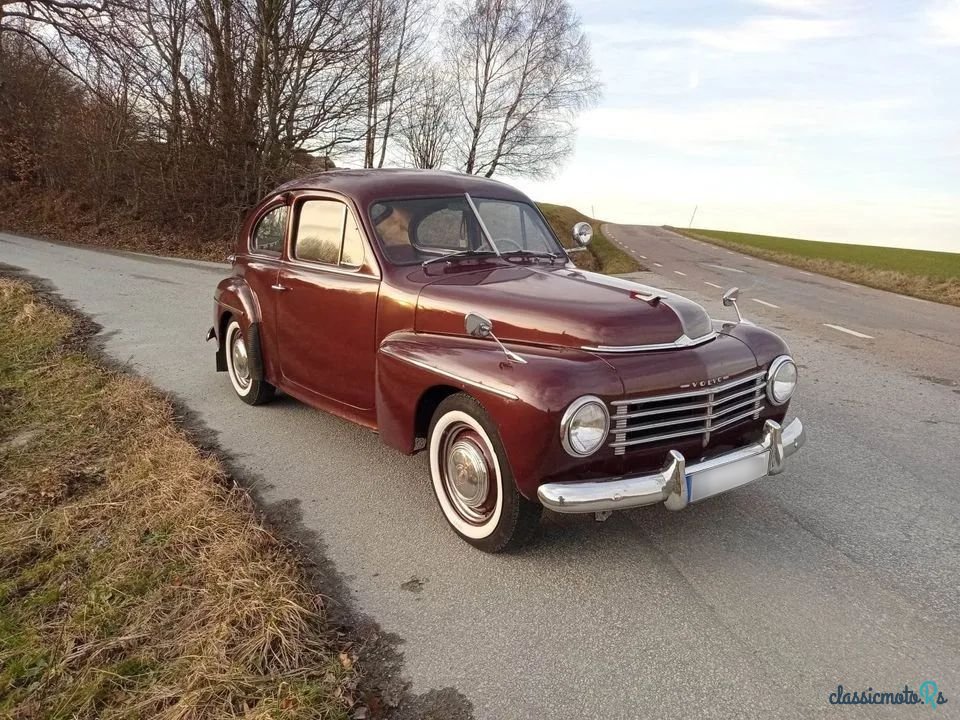 1954' Volvo PV 444 photo #2