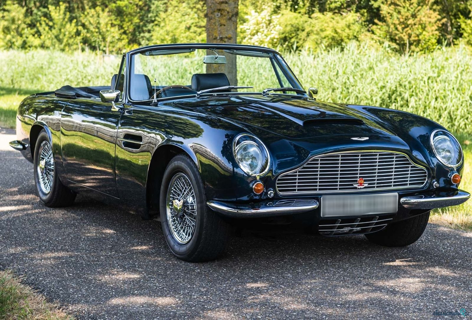 1970' Aston Martin Db6 Mkii Volante photo #2