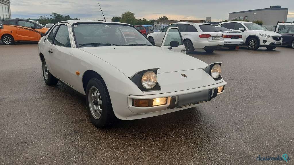 1977' Porsche 924 photo #4