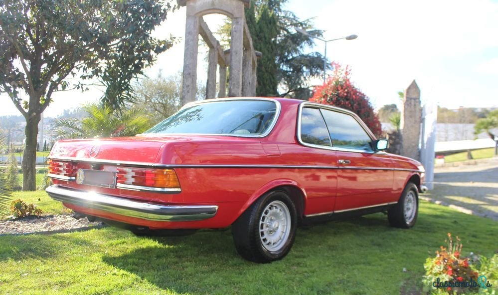 1983' Mercedes-Benz W123 photo #6