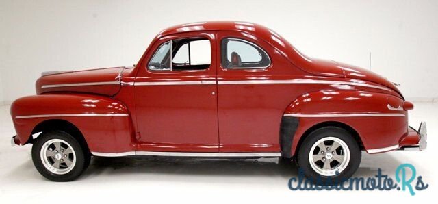 1946' Ford Super Deluxe photo #2