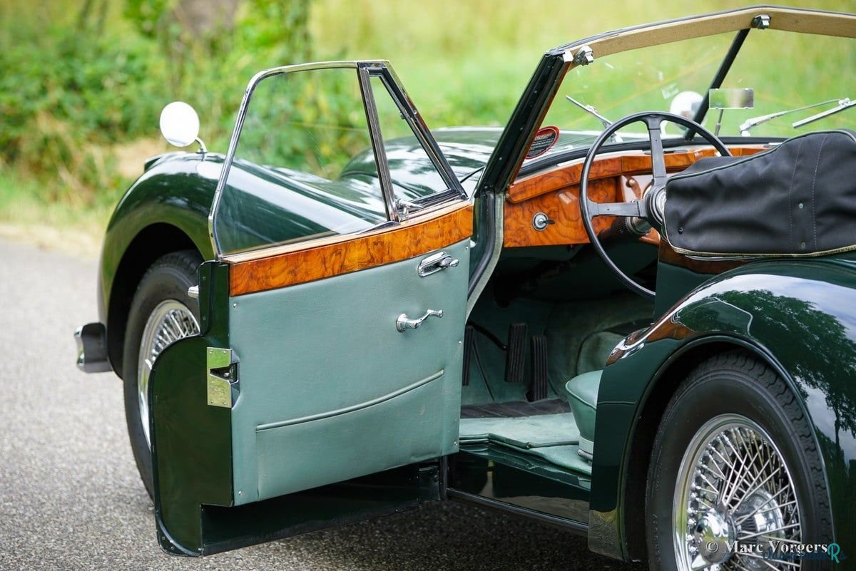 1955' Jaguar Xk140 photo #6