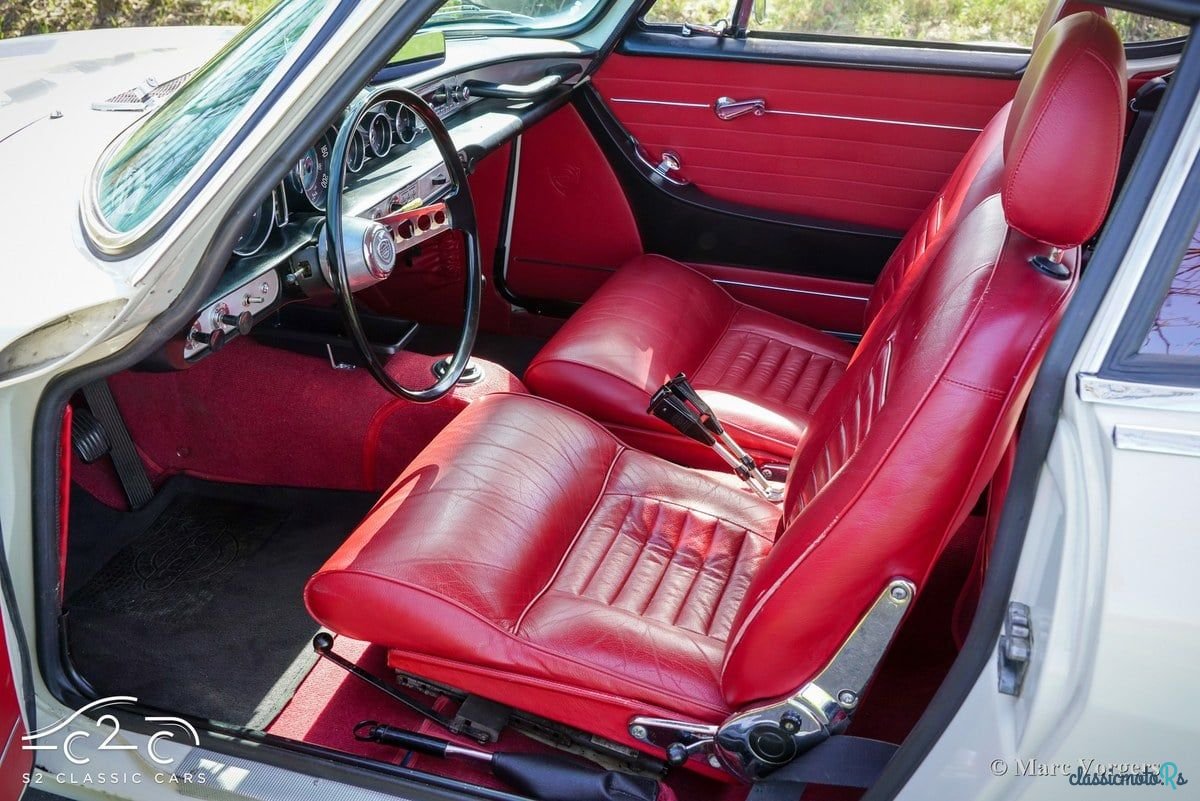 1965' Volvo P1800 photo #5