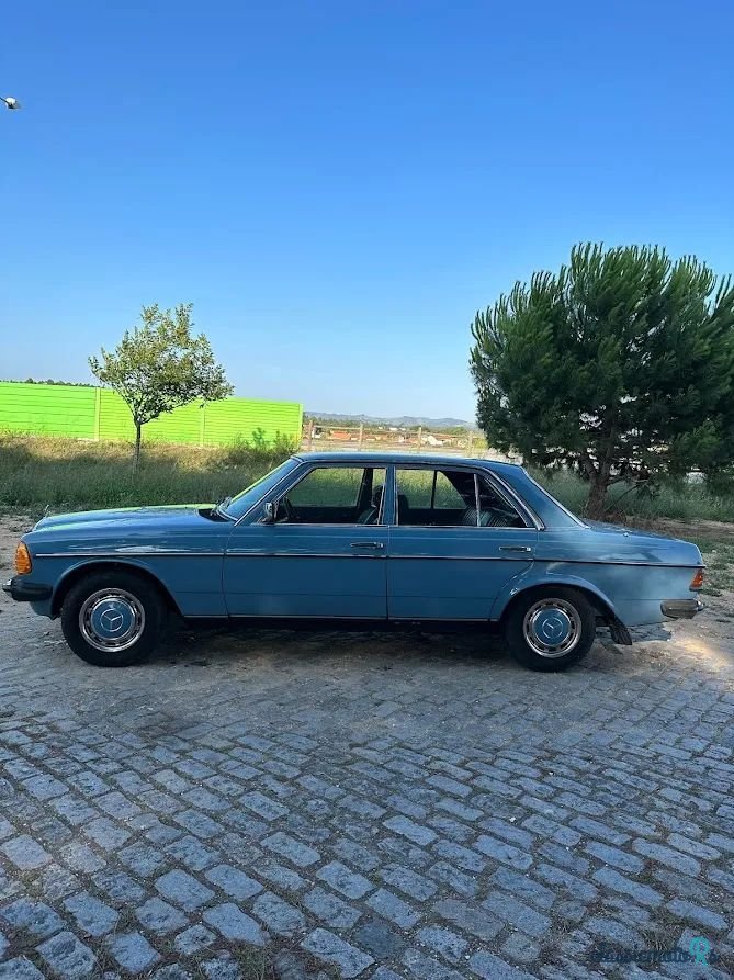 1980' Mercedes-Benz 300 D photo #6