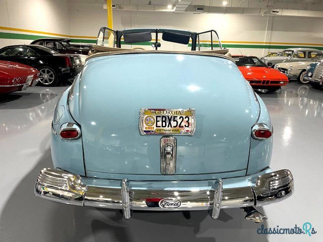1942' Ford Super Deluxe photo #4