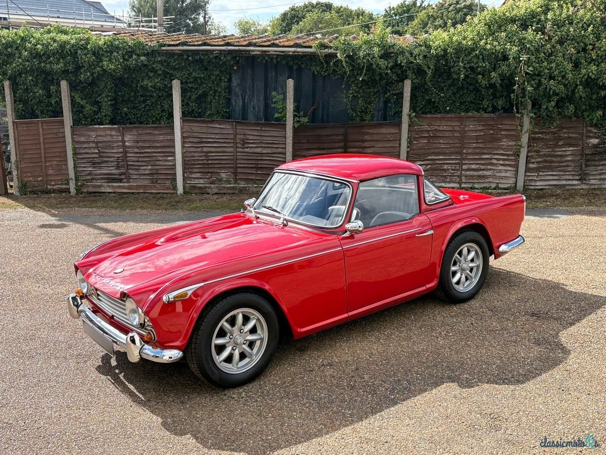 1966' Triumph TR4 photo #3