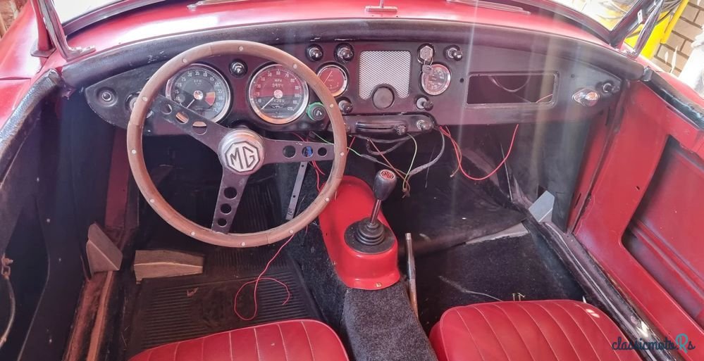1958' MG MGA photo #5