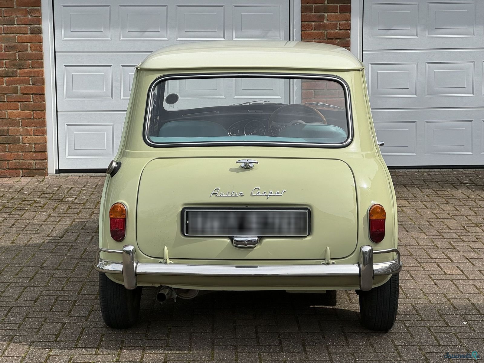 1966' Austin Mini Deluxe photo #3