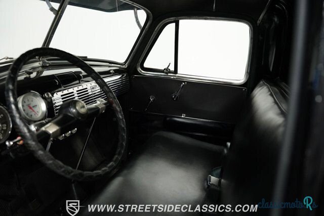 1952' Chevrolet 3100 photo #3