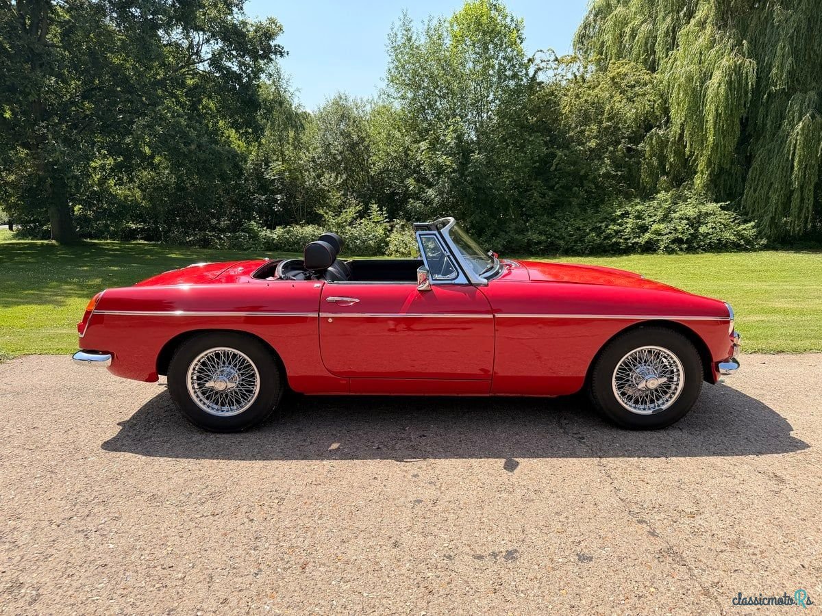 1967' MG MGB photo #5
