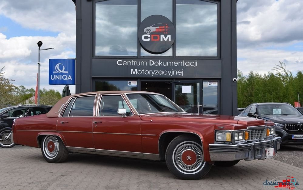 1977' Cadillac Fleetwood photo #1