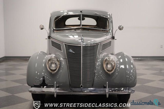 1937' Ford photo #5