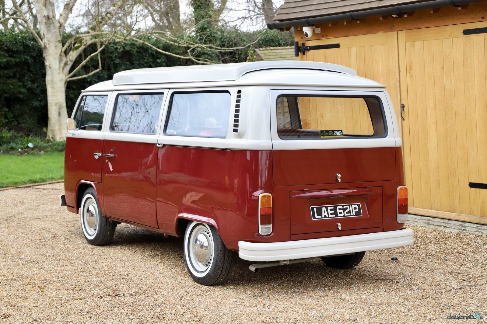 1976' Volkswagen Camper photo #4