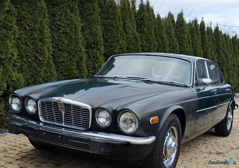 1974' Jaguar XJ photo #1