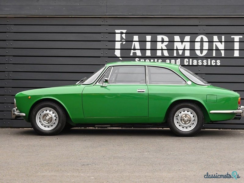 1975' Alfa Romeo 2000 photo #4