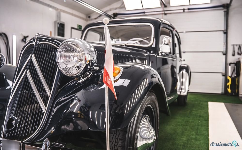 1955' Citroen BL11 Traction photo #6