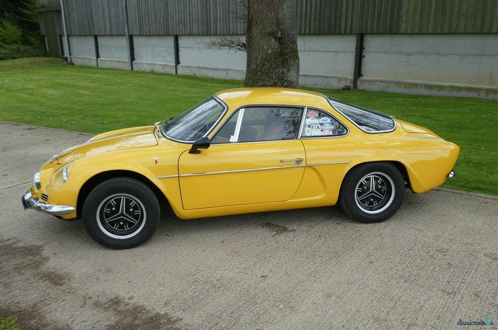 1975' Alpine A110 photo #5