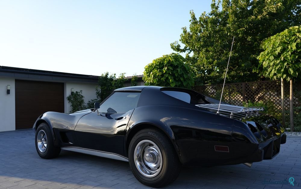 1977' Chevrolet Corvette photo #2