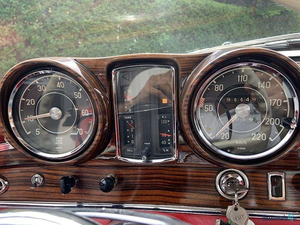 1966' Mercedes-Benz SE W111 photo #2