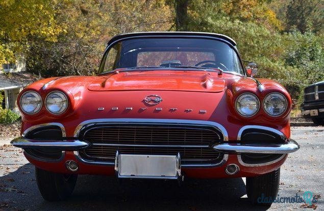 1962' Chevrolet Corvette photo #1
