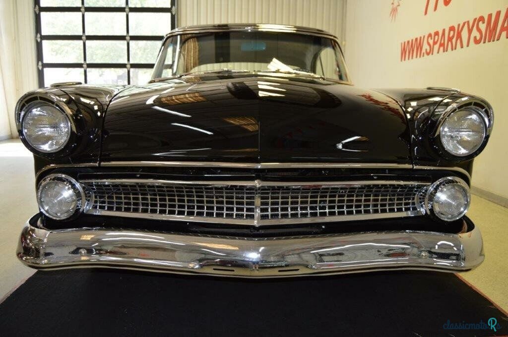 1955' Ford Fairlane photo #5