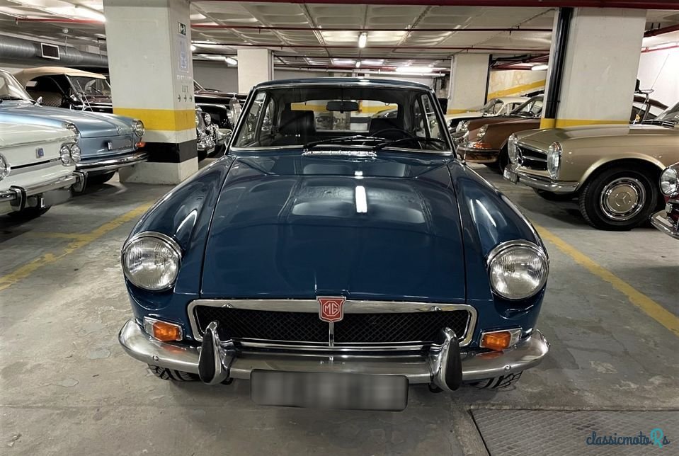 1973' MG MGB photo #2