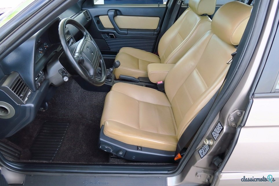 1993' Alfa Romeo 164 photo #3