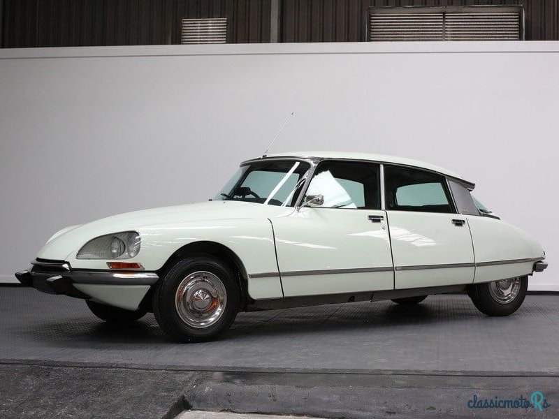 1973' Citroen DS photo #3