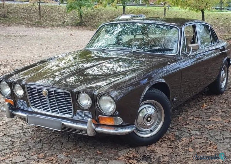 1972' Jaguar XJ photo #4