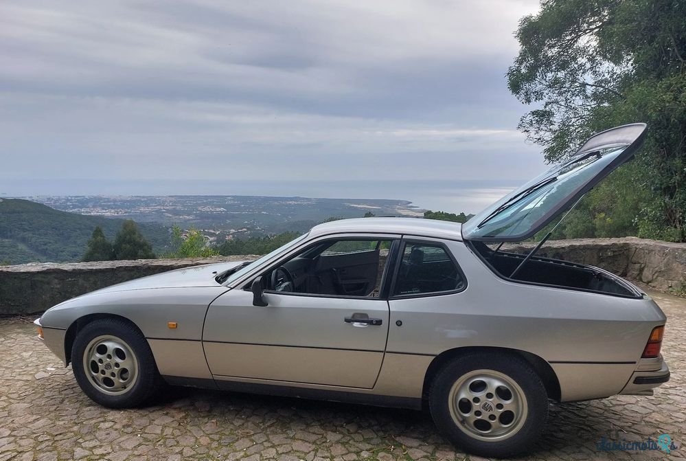 1987' Porsche 924 photo #4