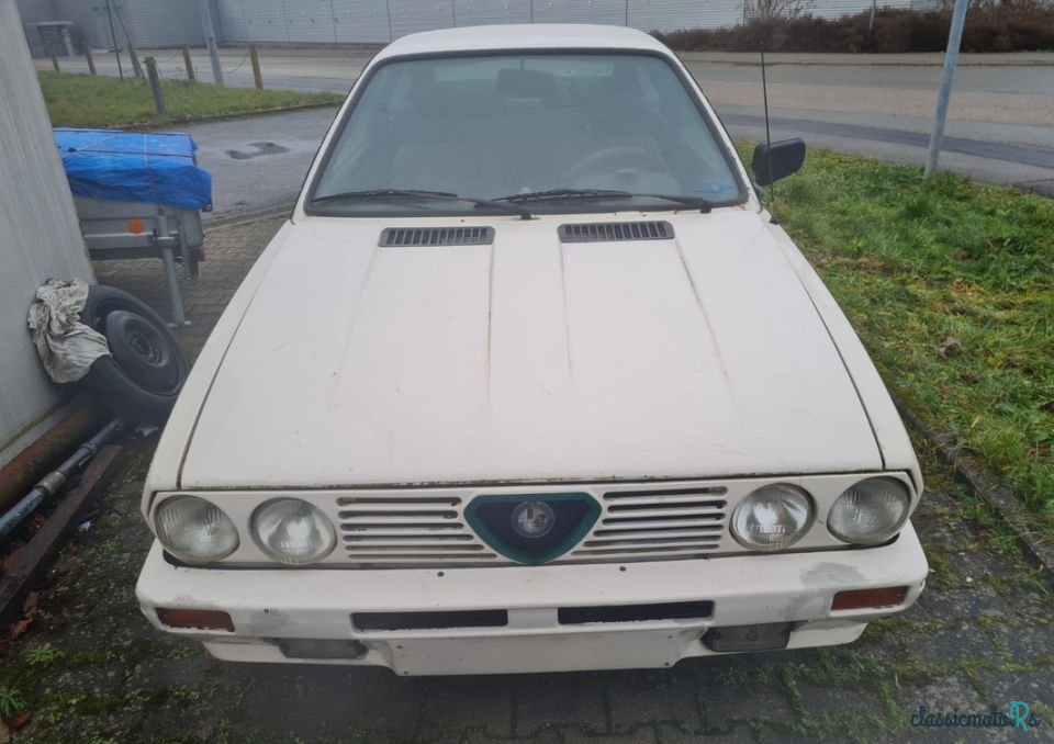1980' Alfa Romeo Sprint photo #1