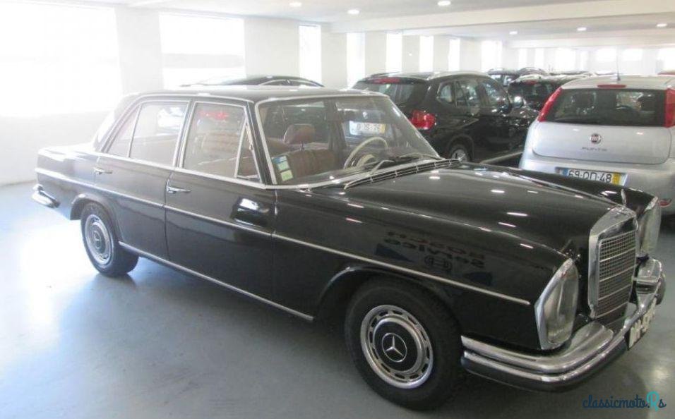 1970' Mercedes-Benz 280 Se Sedan photo #5