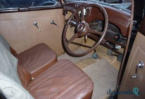 1953' Ford Anglia photo #1