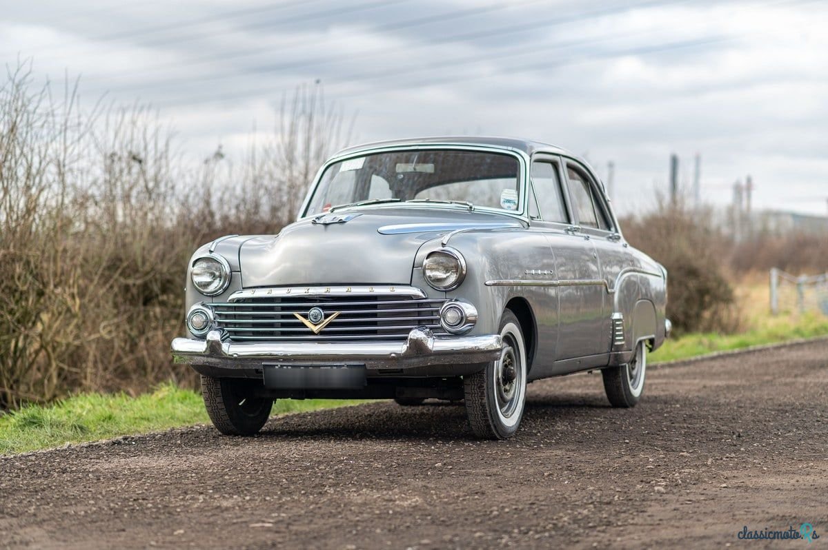 1957' Vauxhall Velox photo #3