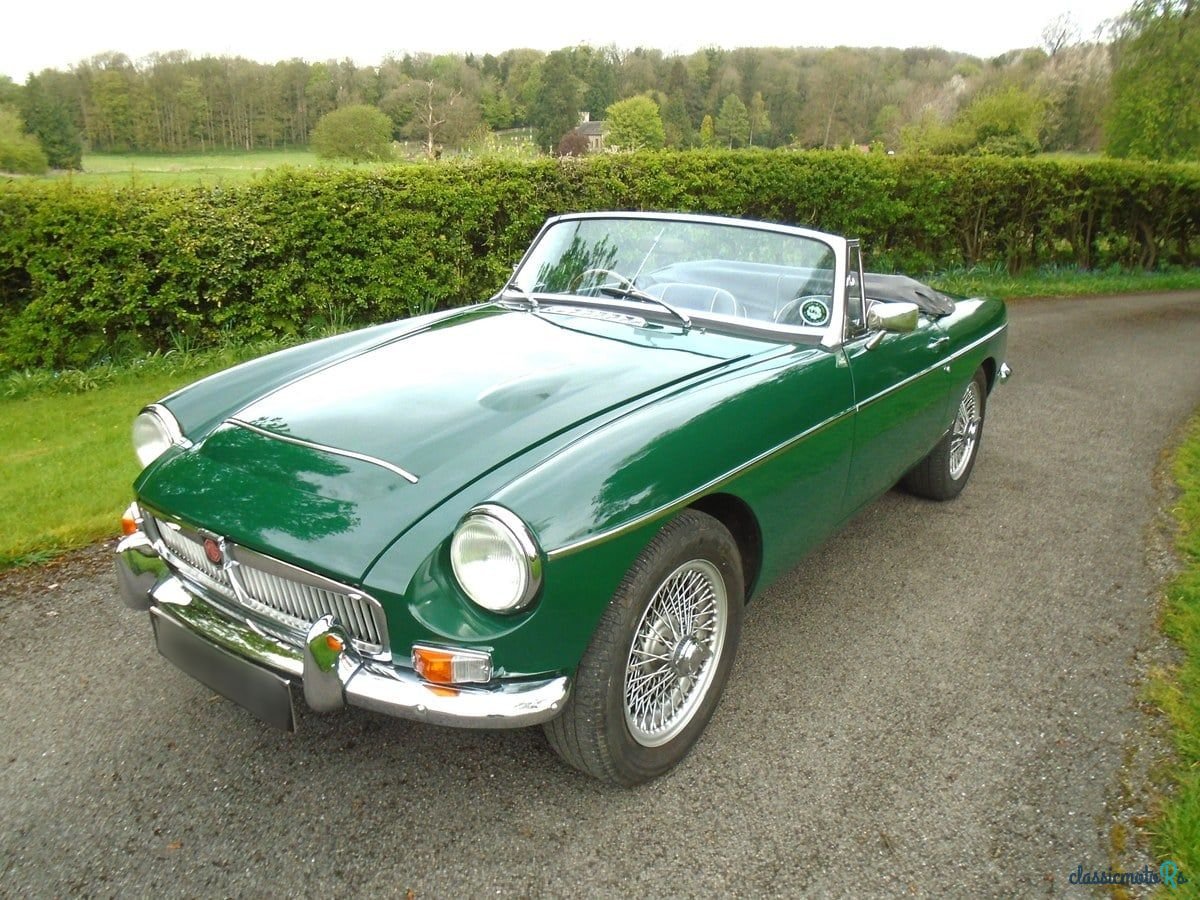1968' MG MGC photo #2