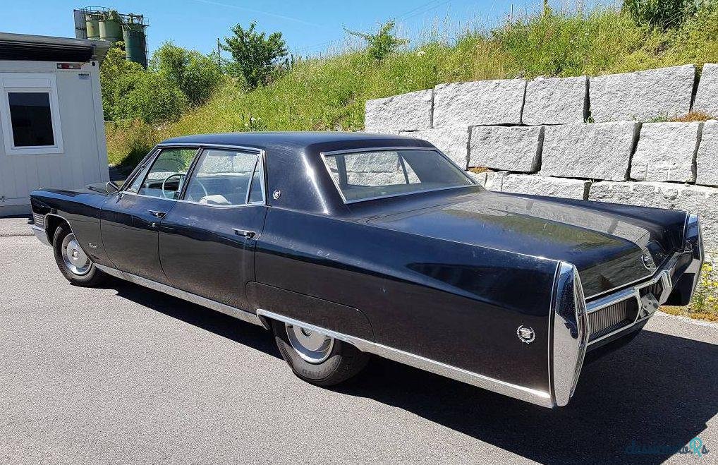 1967' Cadillac Fleetwood photo #3
