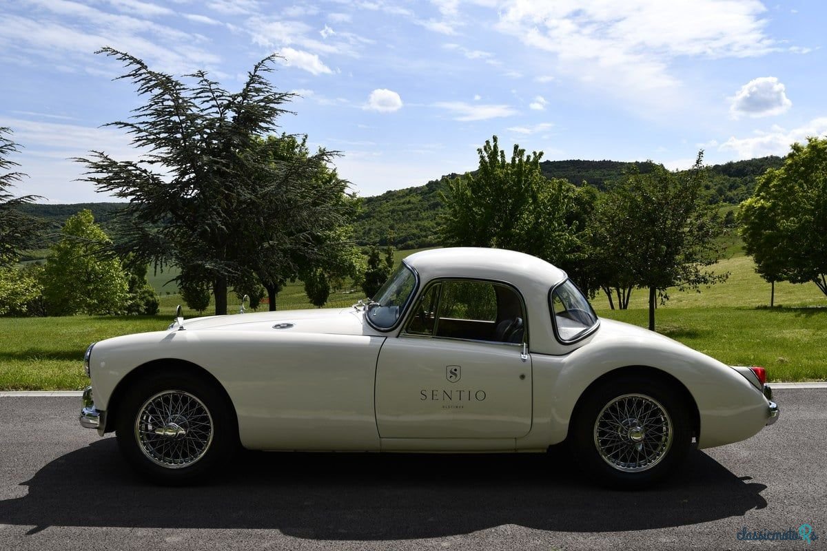 1959' MG MGA photo #5