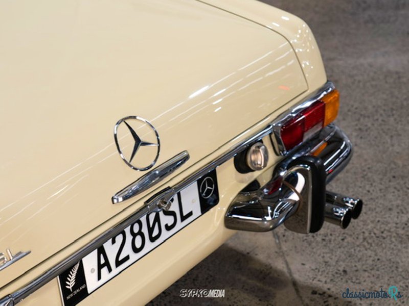 1969' Mercedes-Benz 280 photo #2