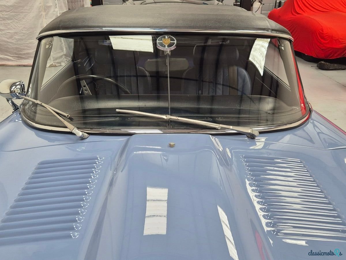 1973' Jaguar E-Type photo #4