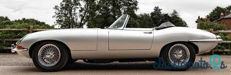 1966' Jaguar E-Type photo #1