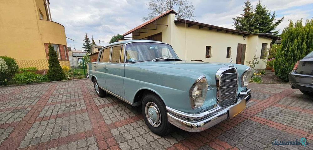 1966' Mercedes-Benz W111 photo #1